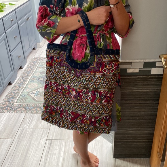 Aztec pattern big canvas tote. - Picture 9 of 12